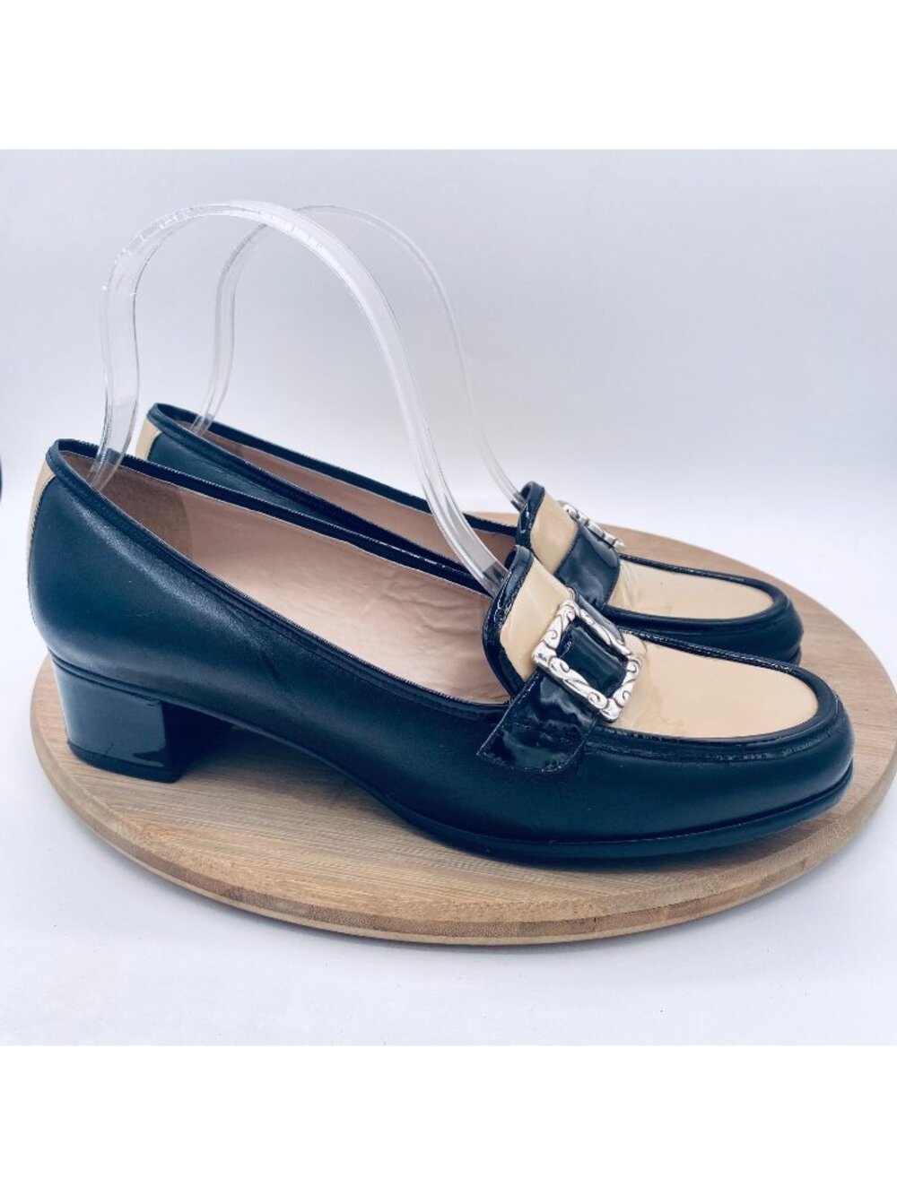 Brighton Shoes Womens 8 Black Leather Slip On Adele Heels Medallion